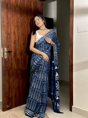 Navy Blue Cotton Printed Saree 6
