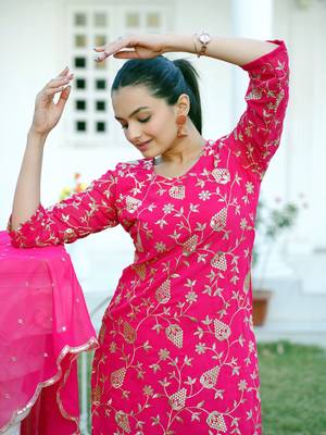 Pink Colour Embroidered Georgette Party Wear SALWAR SUIT SET 5
