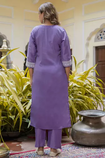 Vredevogel women's silk blend embroidered straight kurta with pants & chanderi print dupatta set