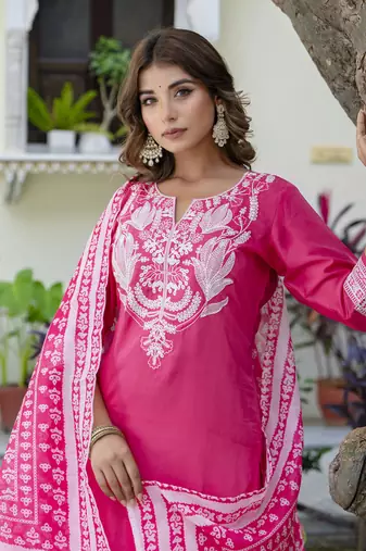 Vredevogel women's silk blend embroidered straight kurta with pants & chanderi print dupatta set