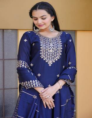 Navy Blue chinon with emboidery work Salwar suits  4