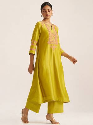 Cress green chanderi banjara embroidery co-ord set 4
