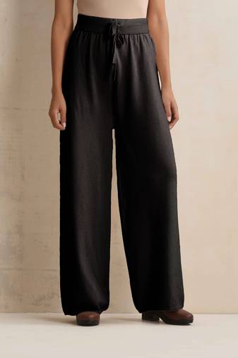 black woollen flared pants