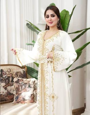 Off White color Handmade Moroccan Kaftan with hijjab 3