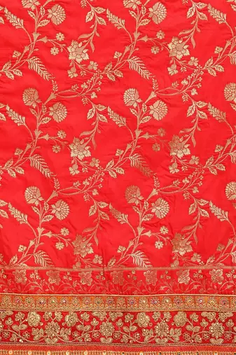 Trendmalls Women's silk embroidery saree with unstitched blouse piece