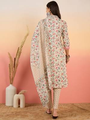 Cream embroidered cotton v neck kurta sets 2