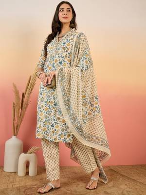 Cream embroidered cotton v neck kurta sets 3