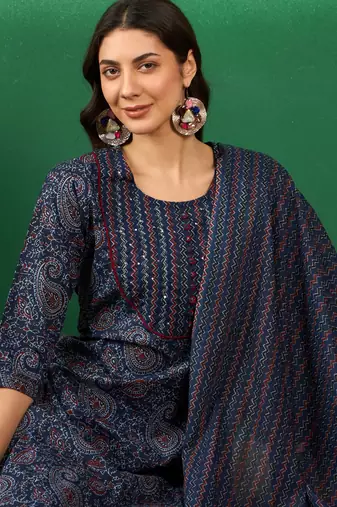 Multicolor embroidered cotton round neck kurta sets
