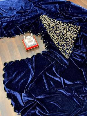 Navy-Blue Colour Velvet Embroidery Border Work Saree 5