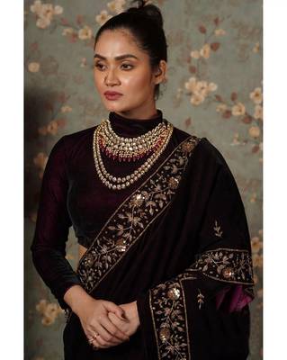 Dark wine velvet saree for women 2