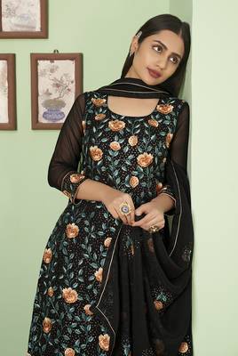 Embroidered georgette salwar suit  in black 3