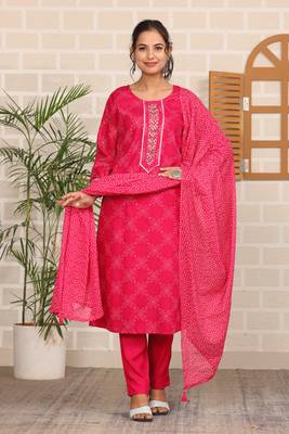 Pink women printed aline kurta pant with dupatta set 1
