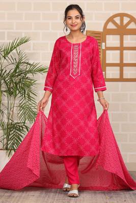 Pink women printed aline kurta pant with dupatta set 5