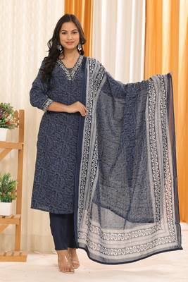 Navyblue women floral printed aline kurta pant with dupatta set 1