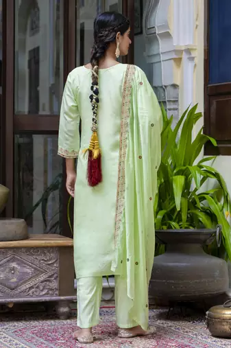 Women's silk blend embroidered kurta pant set with organza embroidery dupatta