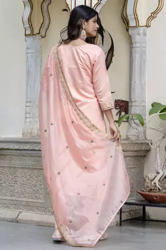 Women's silk blend embroidered kurta pant set with organza embroidery dupatta