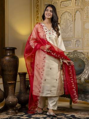 Women's silk blend embroidered kurta pant set with organza embroidery dupatta 1