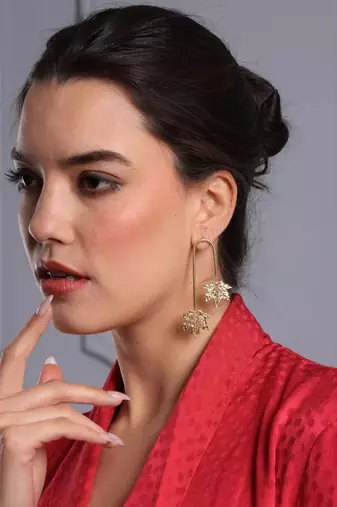 leaf cascade long earring