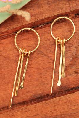 Golden cascade earrings 1
