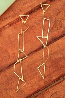 Statement artsy long earring 4
