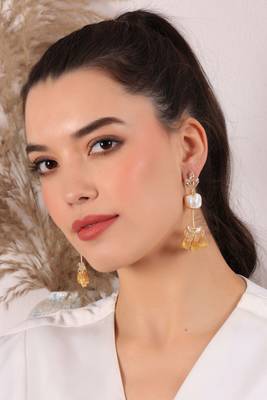 Monalisa pearl drop earrings- yellow 1