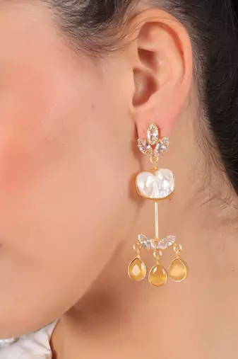 Monalisa pearl drop earrings- yellow