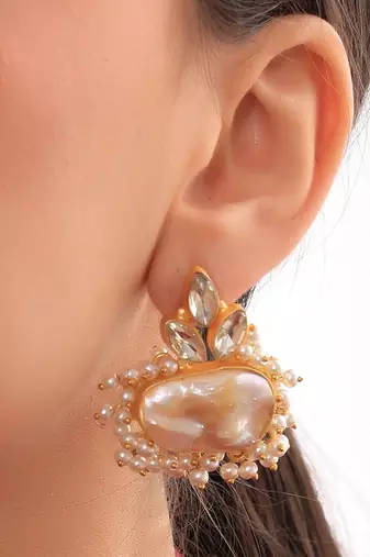 Maharani pearl earring