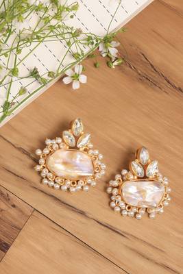 Maharani pearl earring 4