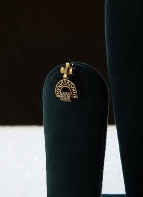 Gold and American Diamond Necklace Set 4
