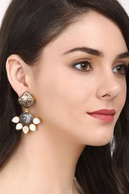 Black pearl enamel earrings 2