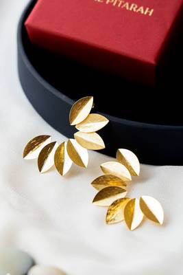 Gold leaf statement earring 2