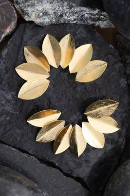 Gold leaf statement earring 5
