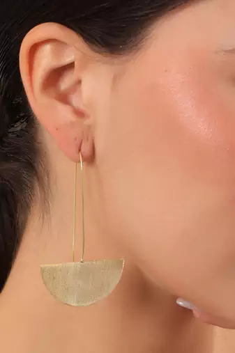 Bold gold open hoop earring