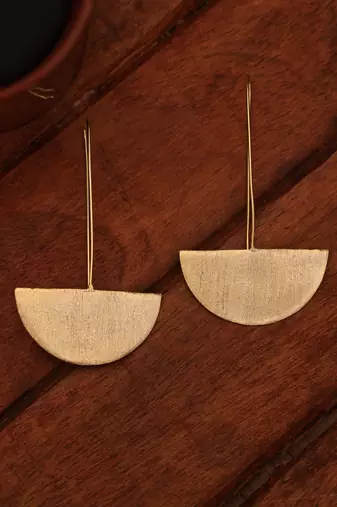 Bold gold open hoop earring