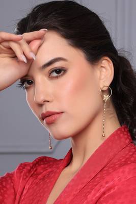 Gold flower long earring 2