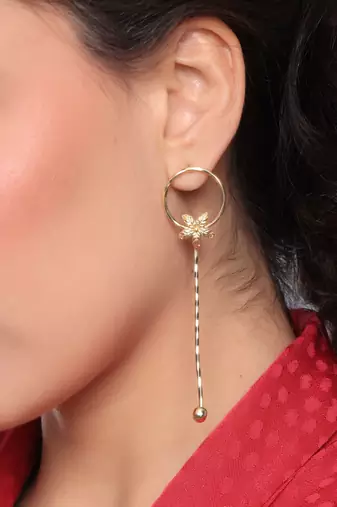 Gold flower long earring