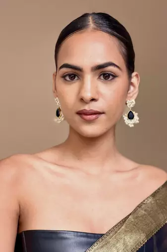 Noor crescent earrings- black onyx
