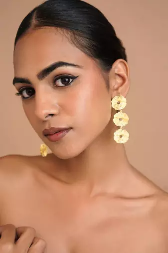 Golden eclipse statement dangler