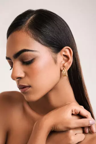 Regal gold hoops