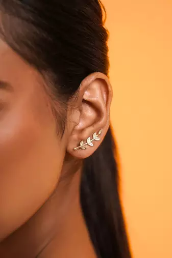 Enchannted gold leaf climber stud earring