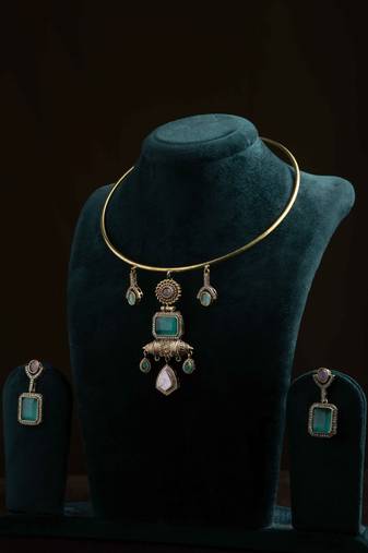 Statement Hasli Necklace in Multicolour