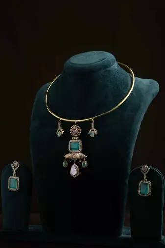Statement Hasli Necklace in Multicolour