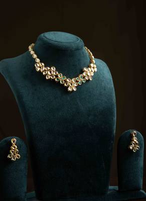 Kundan Necklace Set with Green Stones 1