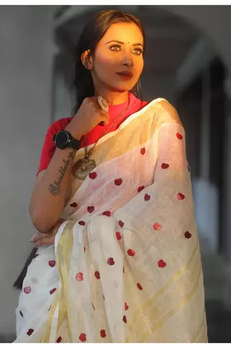 Handmade bhagalpuri embroidered linen saree in white shade with blouse piece