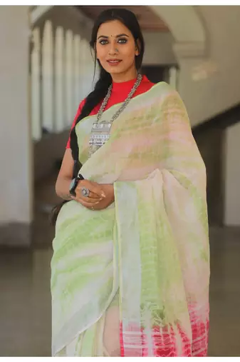 Handmade bhagalpuri linen saree with tie dye in white shade with blouse piece