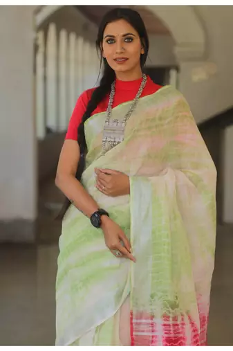Handmade bhagalpuri linen saree with tie dye in white shade with blouse piece