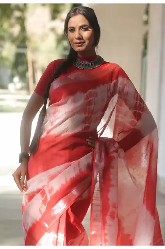 Handmade bhagalpuri linen saree with tie dye in white shade with blouse piece