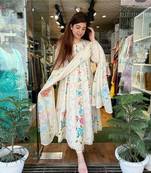 Heavy premium chicken shifli cotton fabric kurti with hand printed kurti and pant and mulmul dupatta