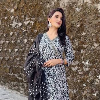 Jaipuri black pure cotton anarkali gown and pants with dupatta 5