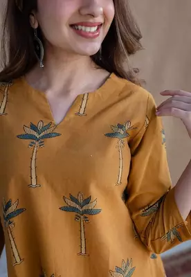 Jaipuri yellow cotton aline kurti pant co ord set indian pakistani salwar kameez with pockets 2